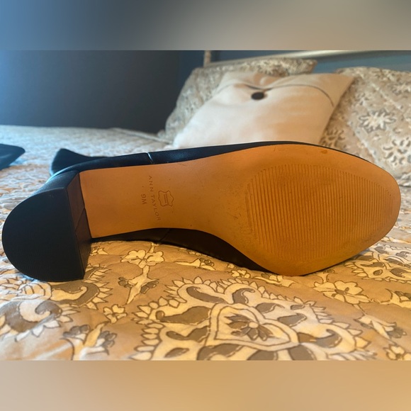 Ann Taylor leather boots - Picture 7 of 10